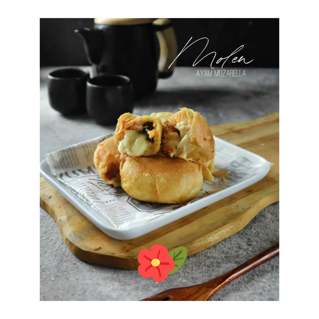 

MOLEN AYAM MOZARELLA PEDAS