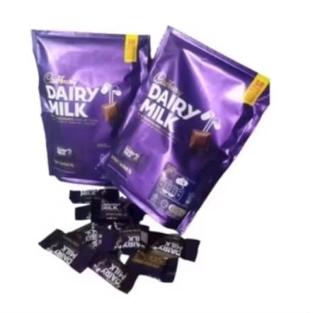 

PROMO JUNI!!! PERMEN COKLAT CADBURY DOYBAG 81 GRAM 1 PAK ISI 18 BIJI