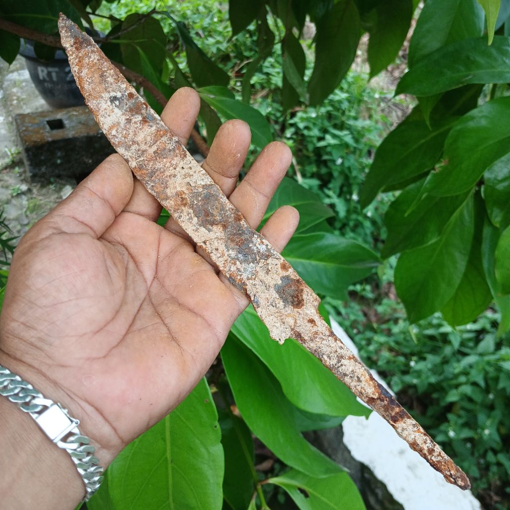 Koleksi Temuan Galian Tanah Wedhung KaBudhan