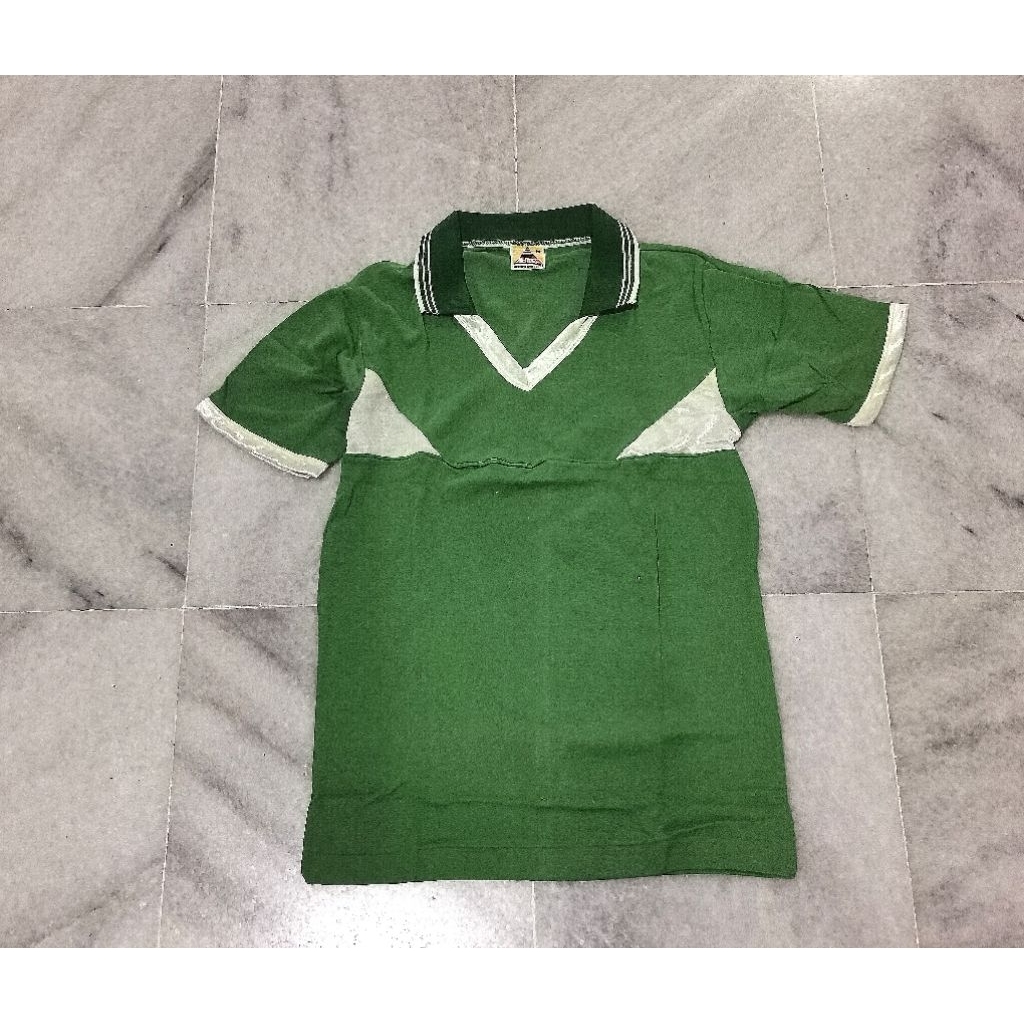 Kaos olahraga adtees hijau UK M