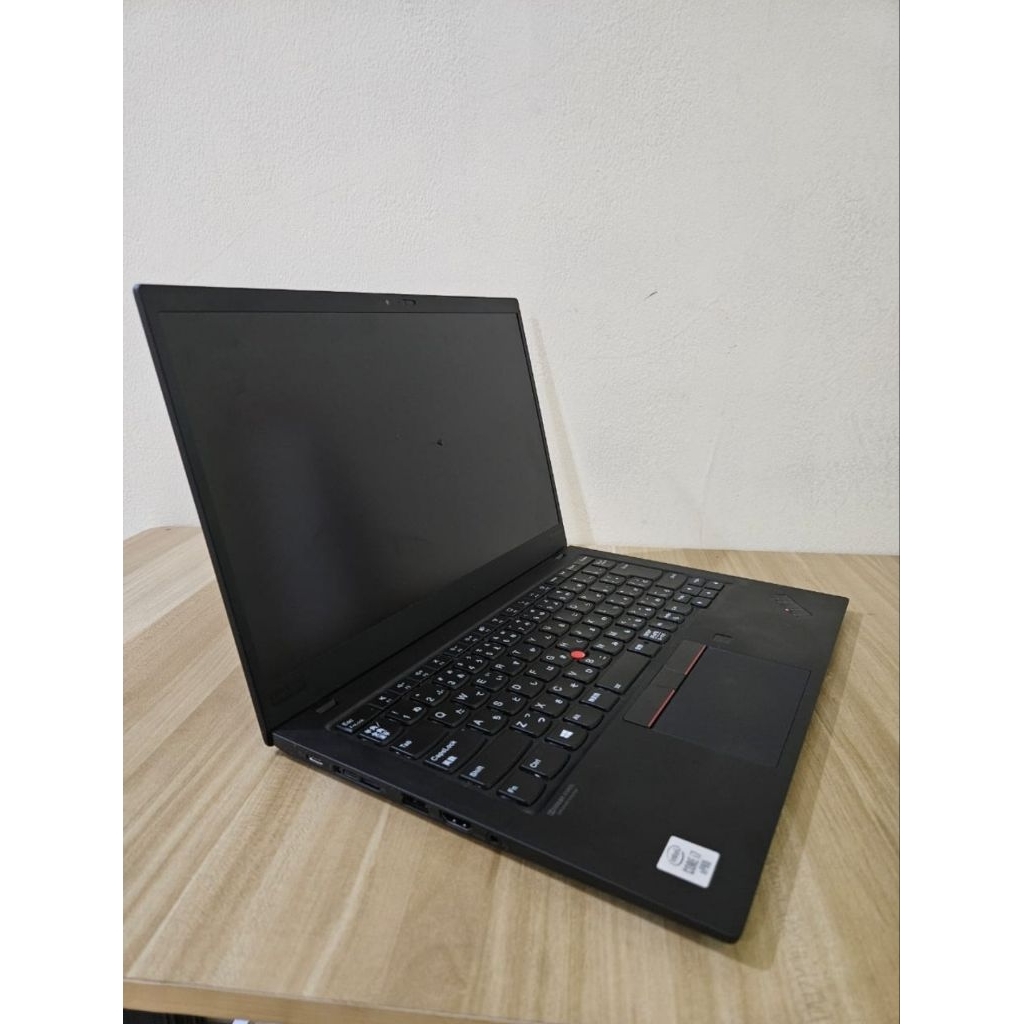 Lenovo Thinkpad X1 carbon i7 gen 10 16/512