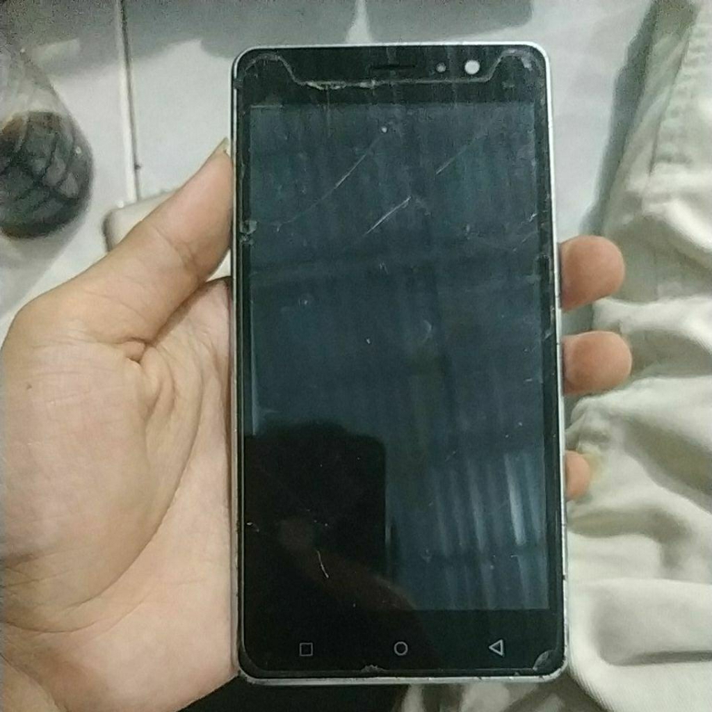 LCD TOUCHSCREEN SPC L52 F* baca deskripsi