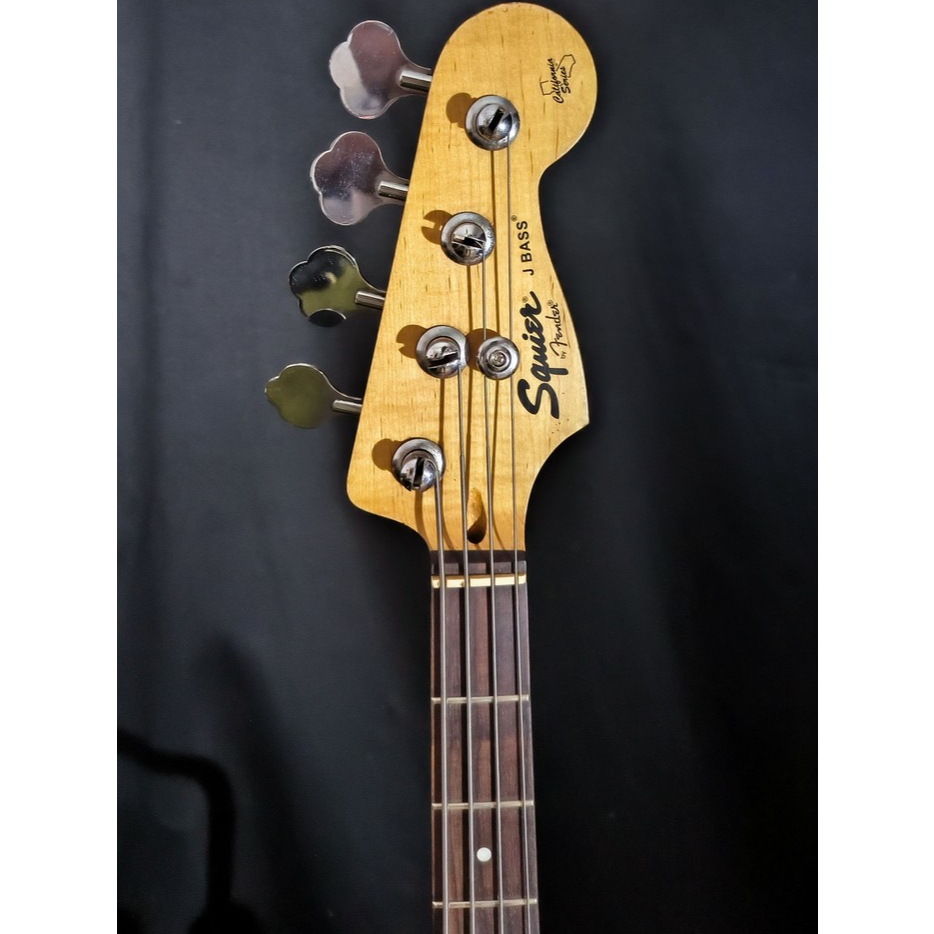 Squier JazzBass California Series