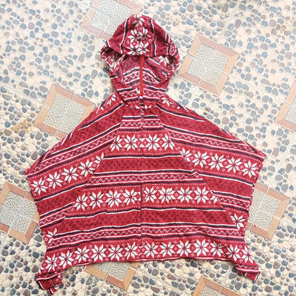 uniqlo Navajo poncho Mexico