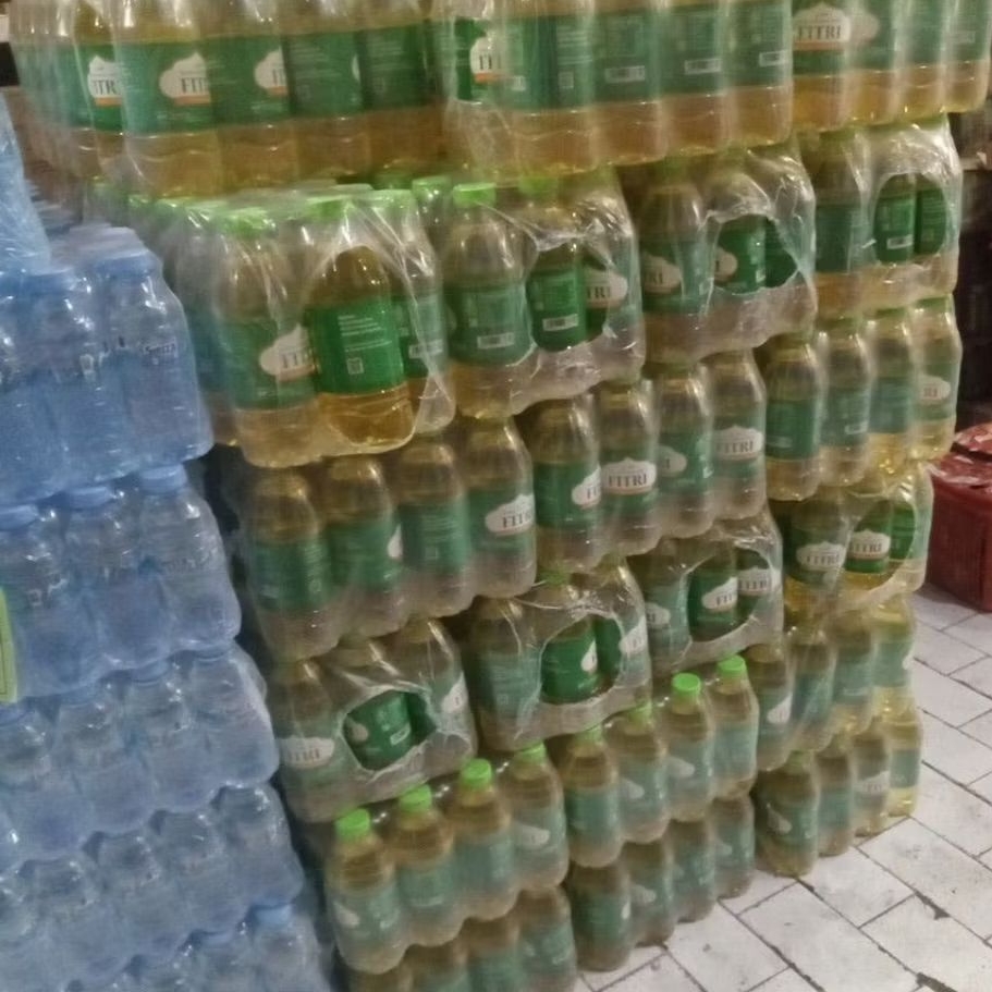 

Minyak fitri 400ml 1 pax isi 12 pcs
