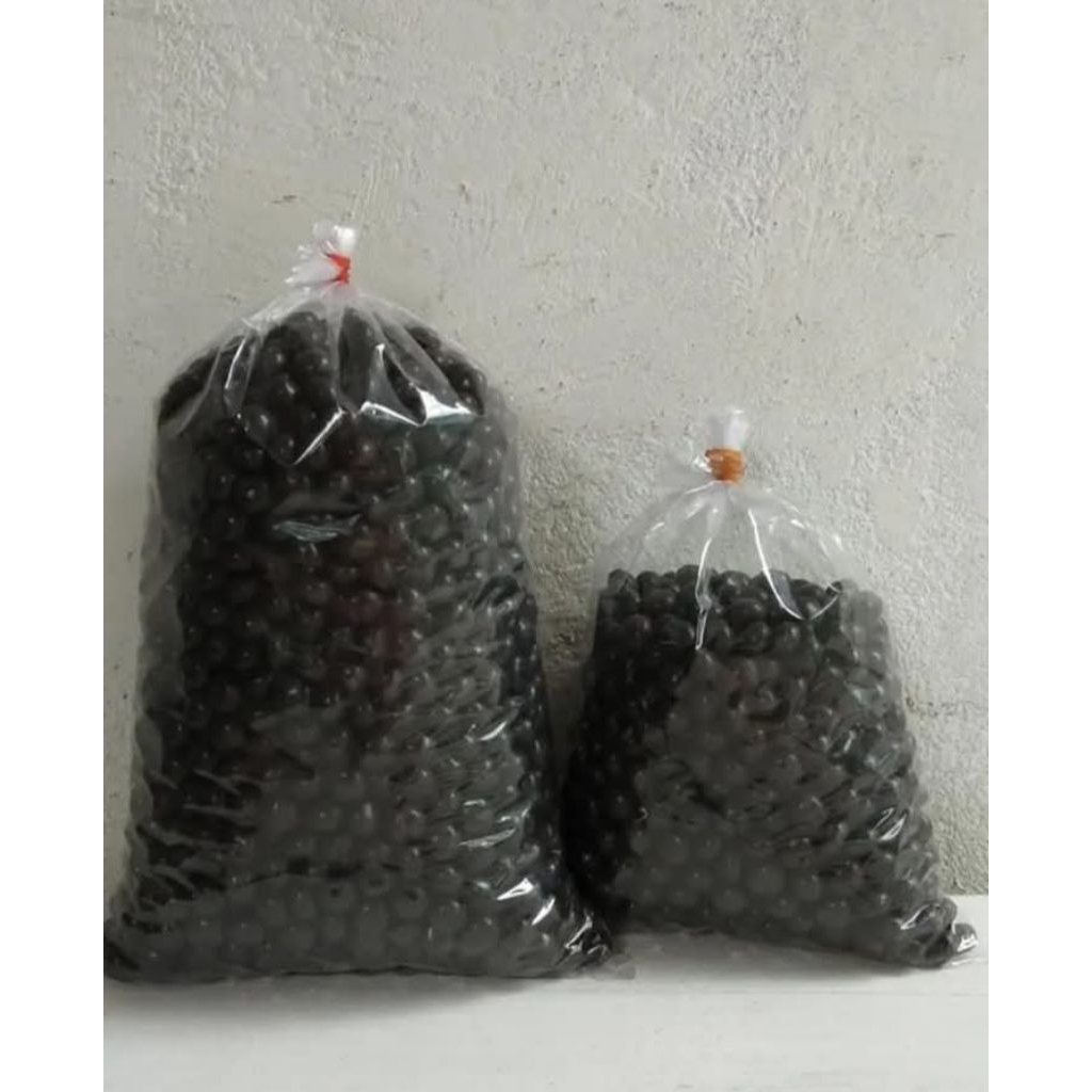 

biskuit bola coklat