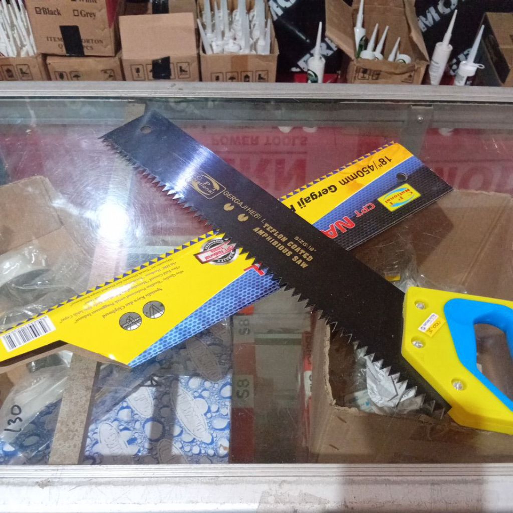 GERGAJI BATA RINGAN. ALAT POTONG BATA RINGAN