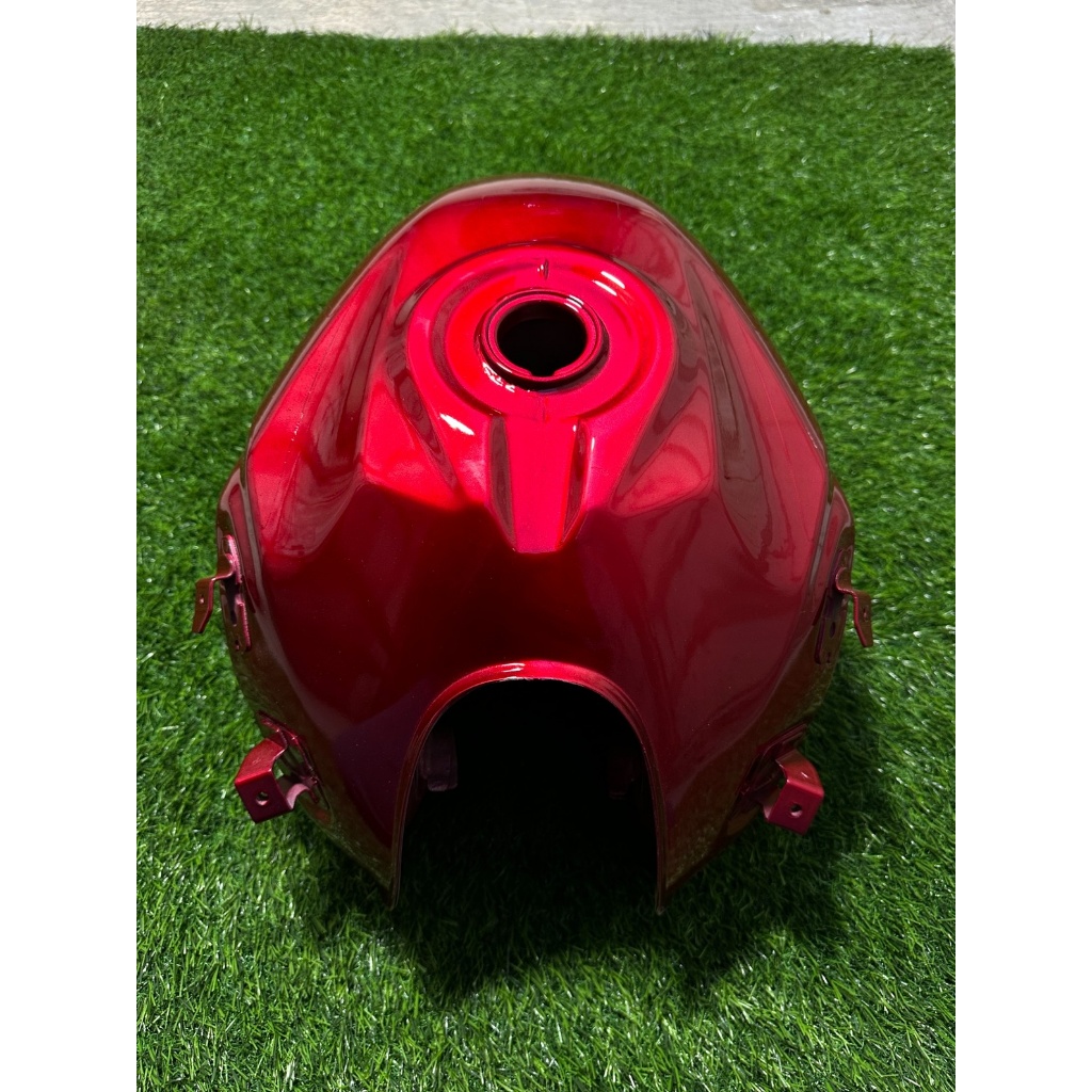 tangki megapro mono karbu original copotan motor (MERAH)