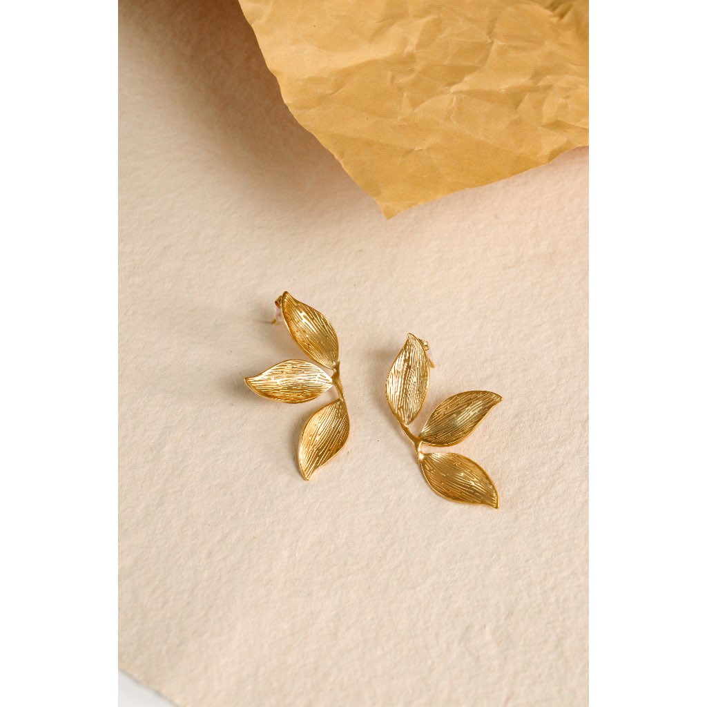 Triple Leaf Earrings | INHALE. | Aksesoris Anting 18K Gold Platted | Anting Gold