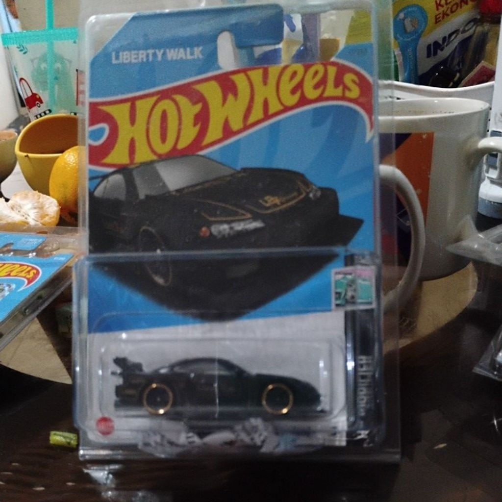 hot wheels lb Silvia hitam