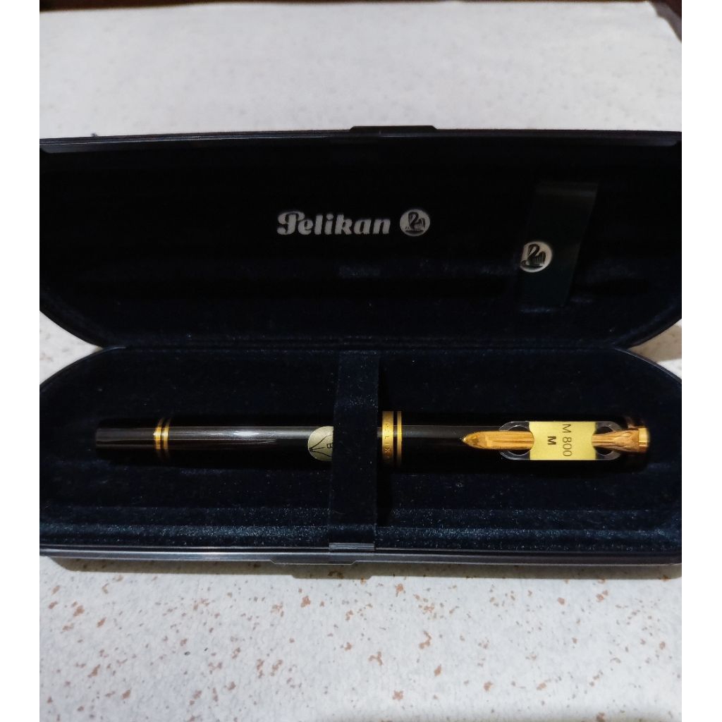 

PELIKAN Souveran M800 Piston Filler Fountain Pen