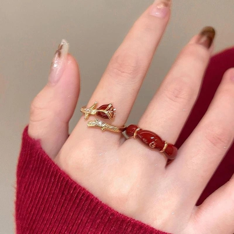 Alice - Perhiasan Wanita KOrea Cincin Batu Merah Emas