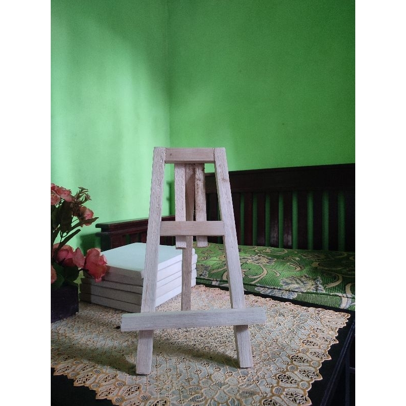 

easel untuk frame 30