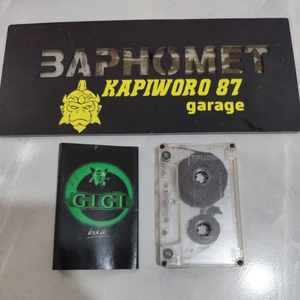 kaset pita GIGI_BAIK
