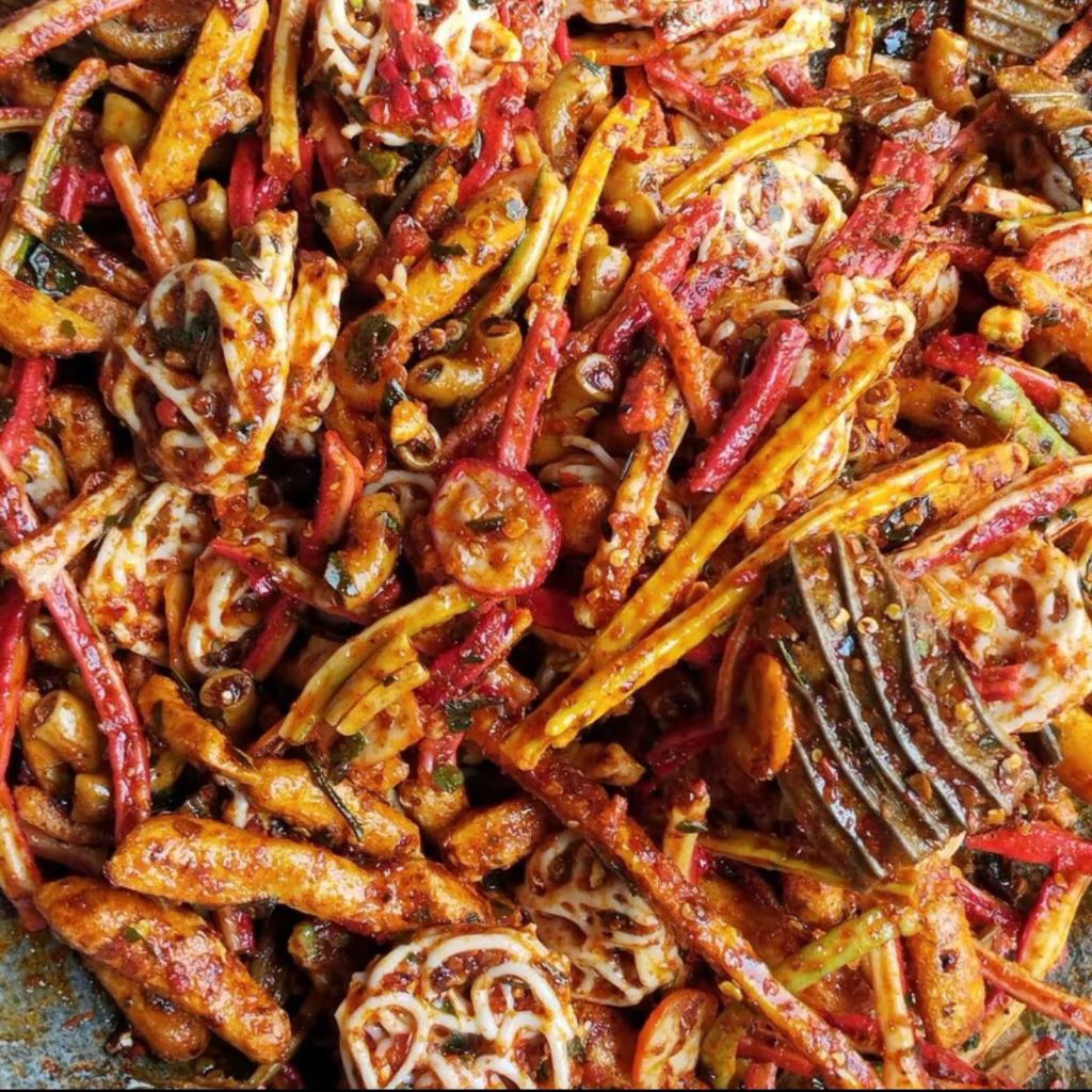 

Seblak campur extra pedas daun jeruk 1kg sebring seblak garing