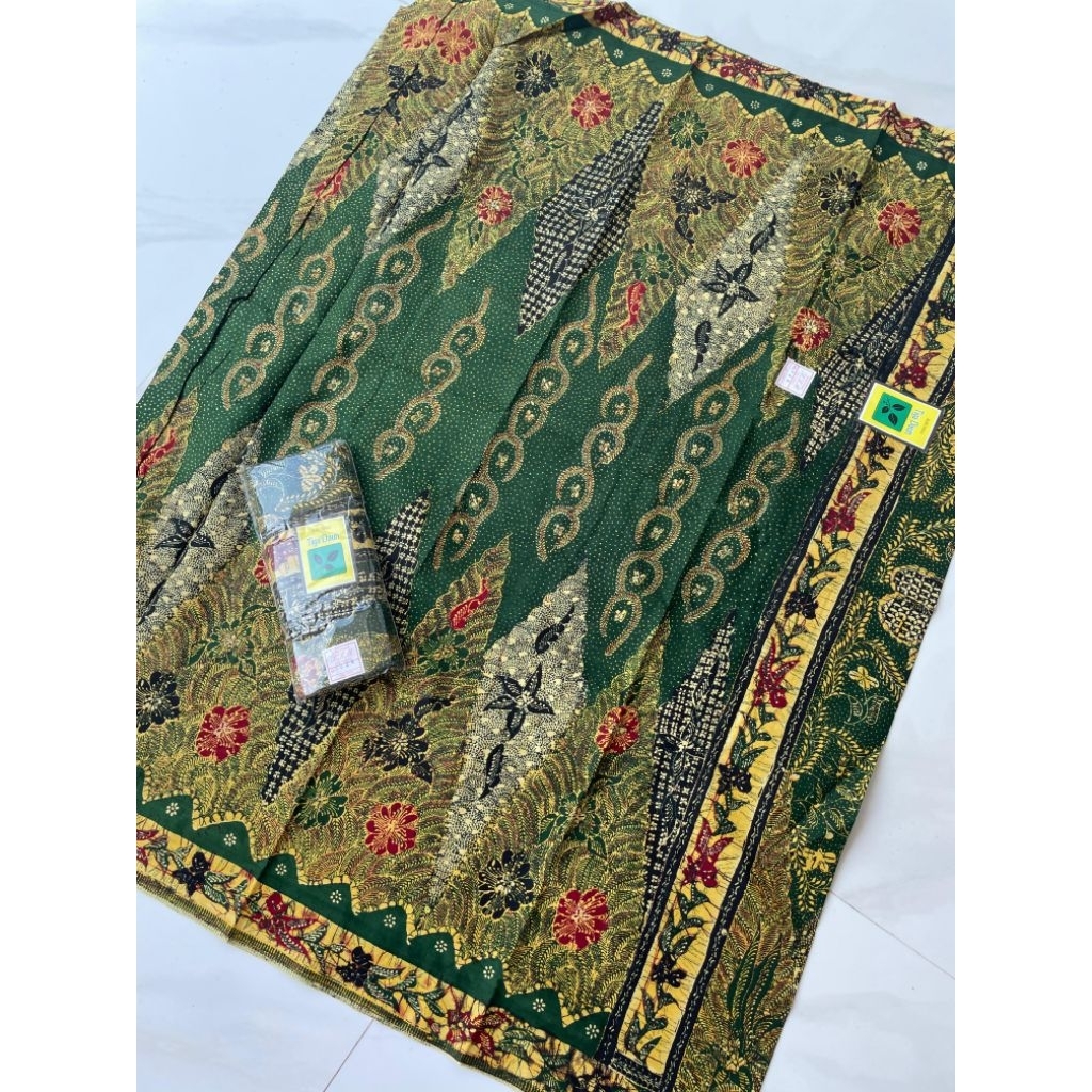 SARUNG BATIK MADURA LASEM  STORJOAN [sudah di jahit]
