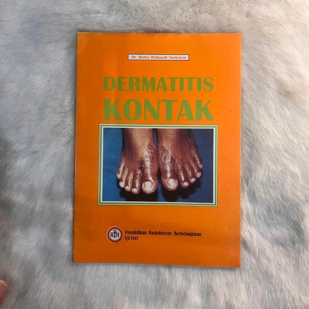 Buku Dermatitis By Dr Retno Widowati Soebaryo | Buku Kedokteran