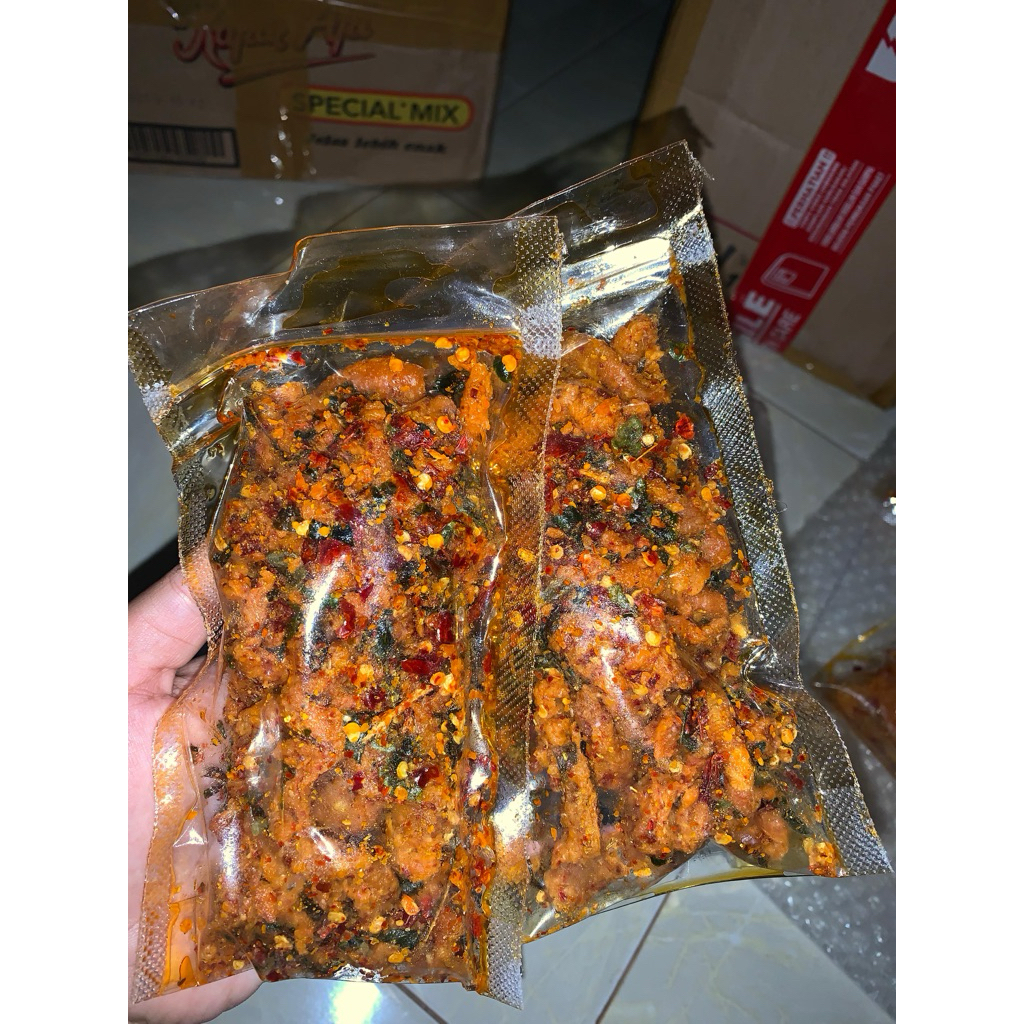 

Usus crispy pedas daun jeruk