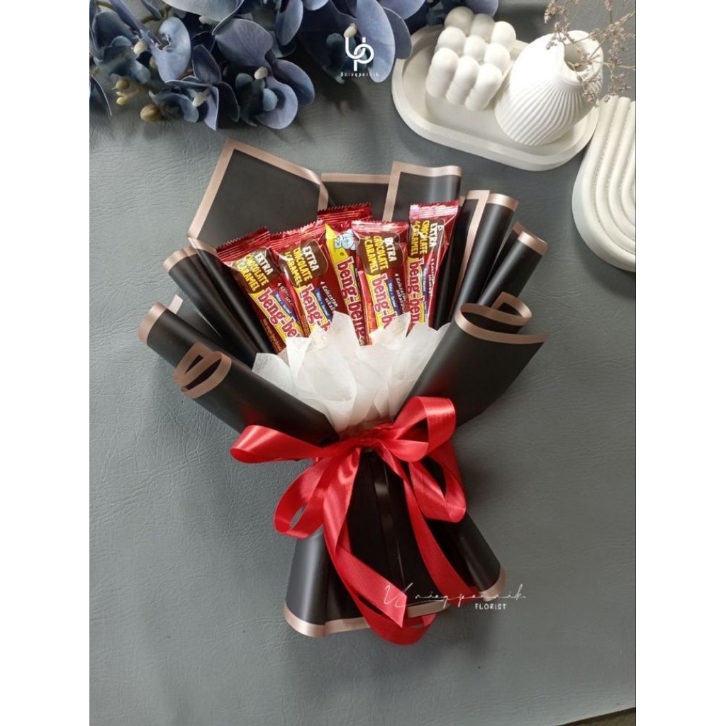 

Buket beng beng, Buket snack, Buket wisuda, Buket graduation, Buket beng beng 5 pcs