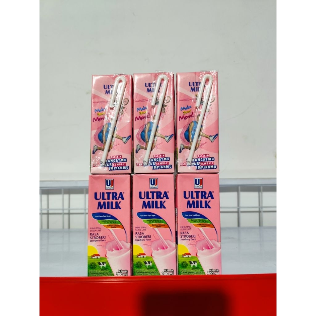 

Susu Ultra Milk Strawberry 200ml