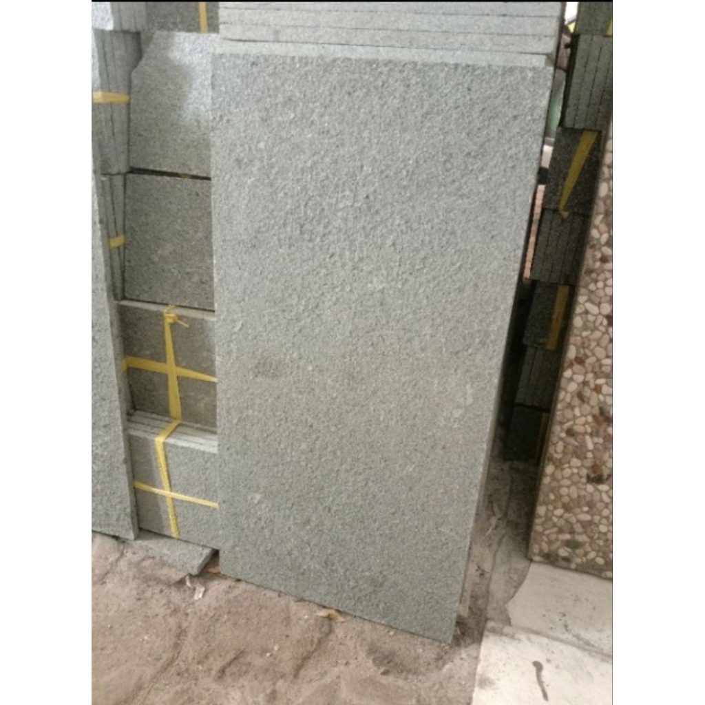 Batu andesit bakar/batu pemasangan dinding rumah