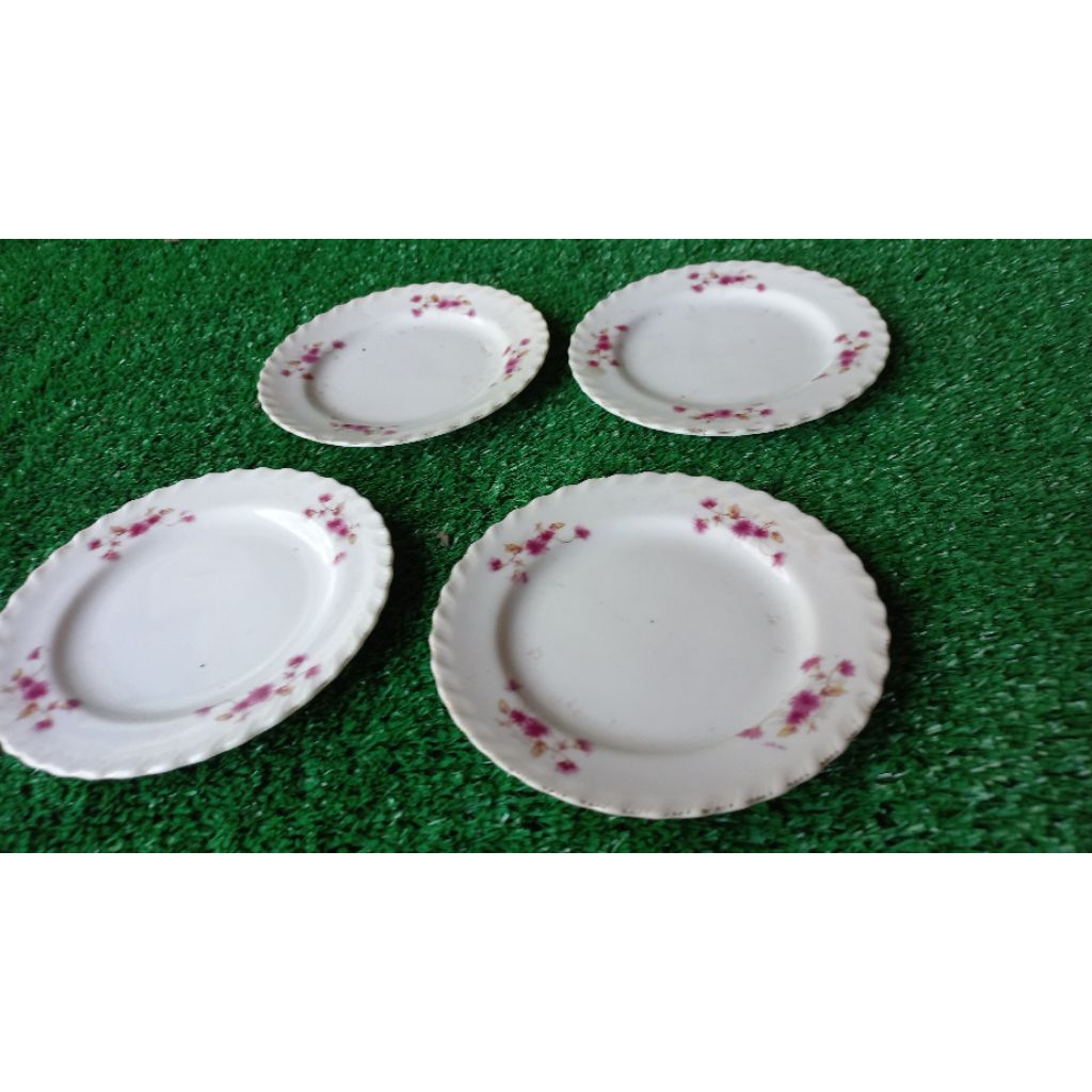 Piring Porceland Kuno