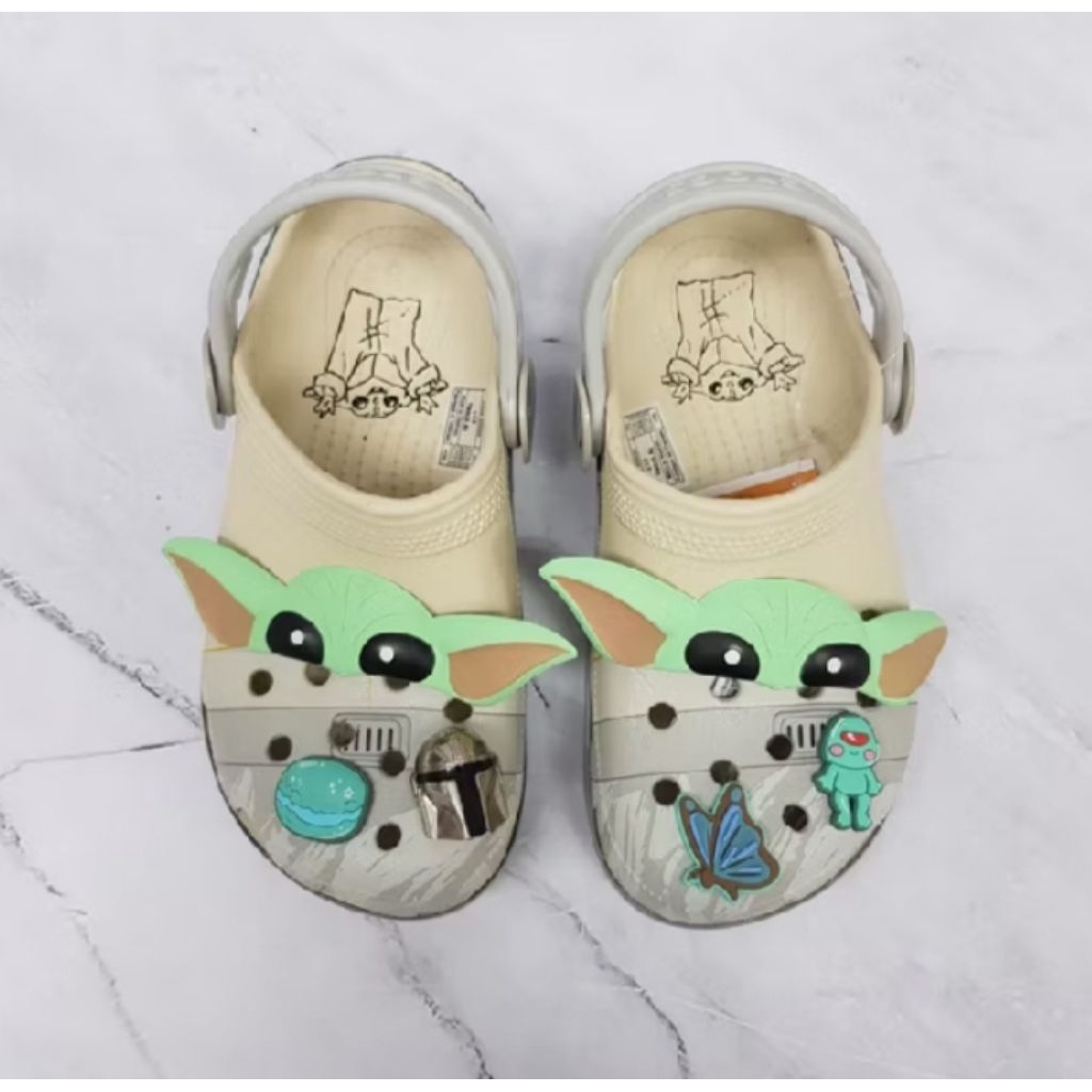 SANDAL CROCS YODA STAR WOLD KIDS/SANDAL ANAK-ANAK/ SANDAL STAR WOLD KIDS