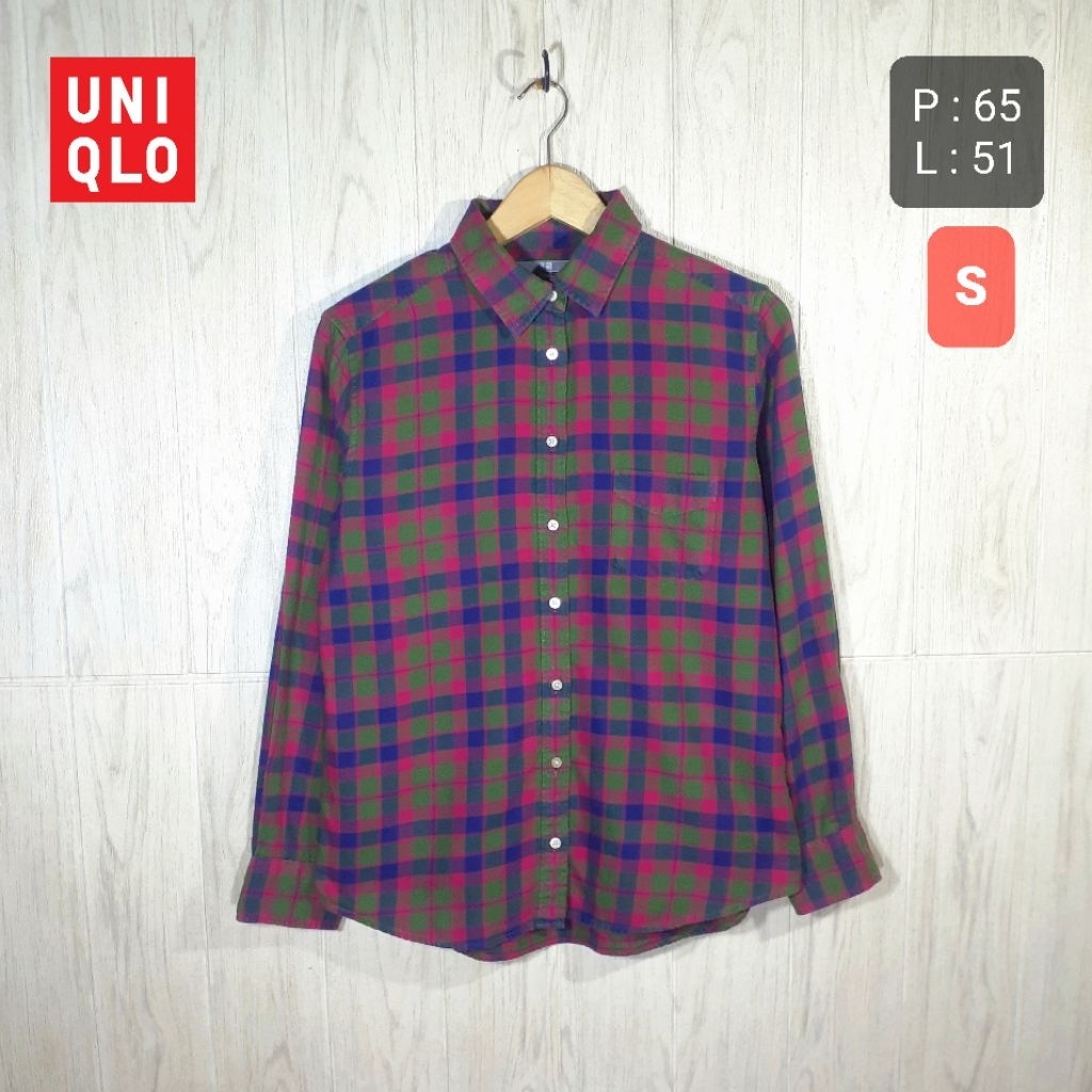 Kemeja Flannel UNIQLO Plaid Long Sleeve Button Down Shirt Pria Wanita Second Original
