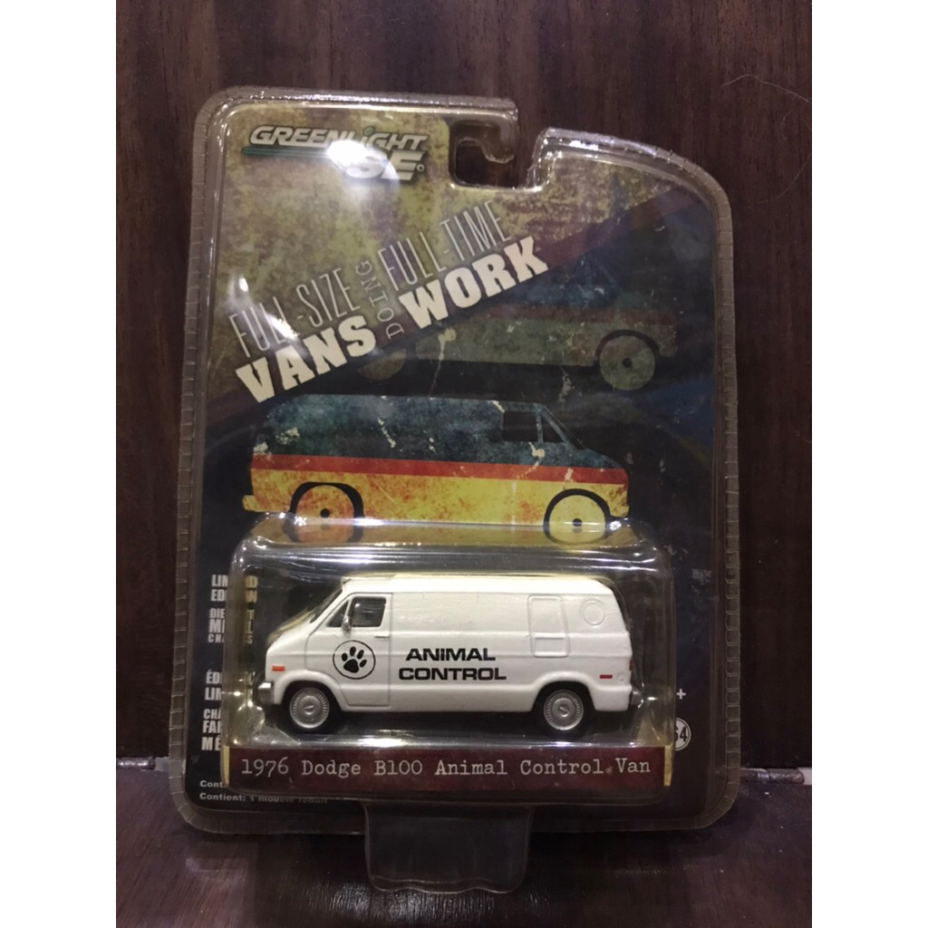 Greenlight 1976 Dodge B 100