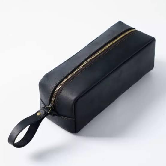

Tempat Pensil IB