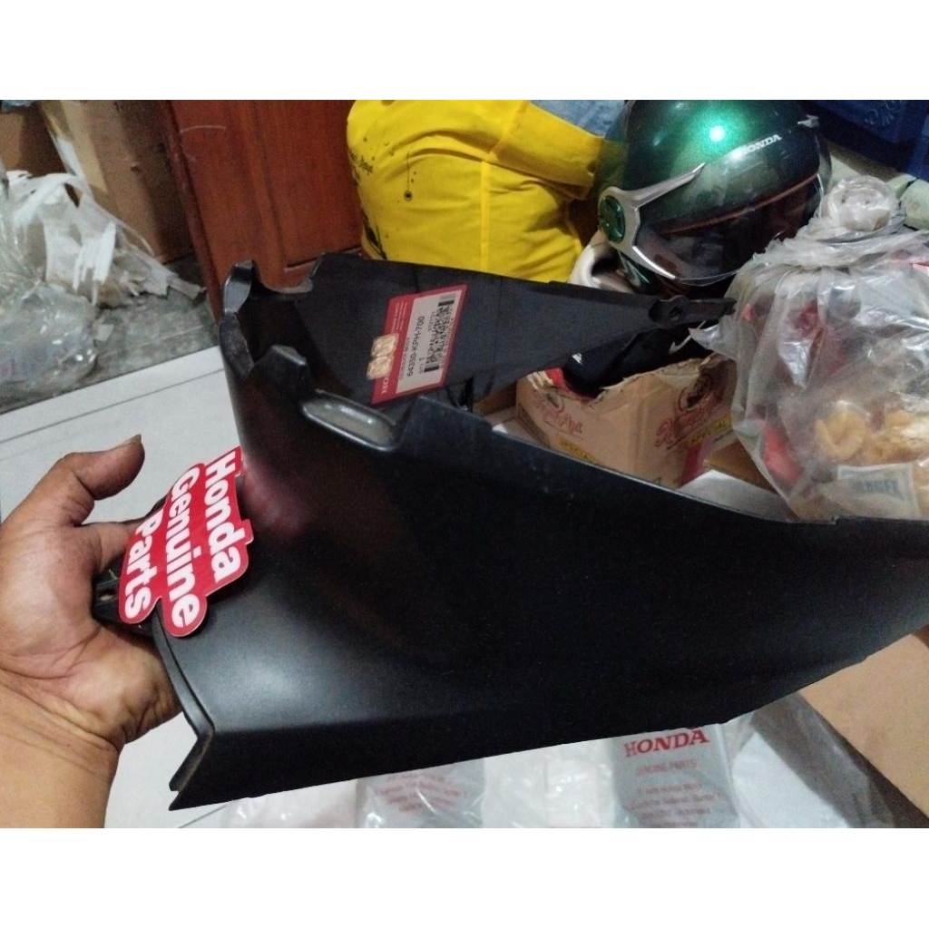 COVER SET FR BODY / DEK TENGAH SUPRA X 125 SERIES / 64350KPH700