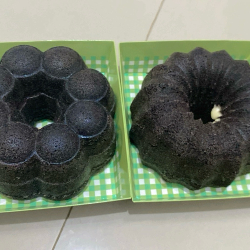 

Bolu Ketan Item Keju Lumer 10 cm VIRAL!!!