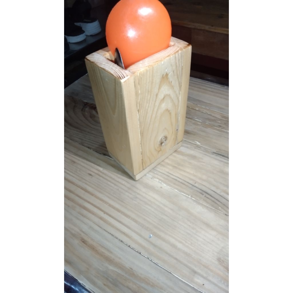 kotak kayu tempat sendok