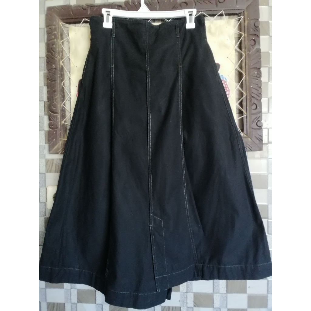 Rok hitam HW brand Niko And