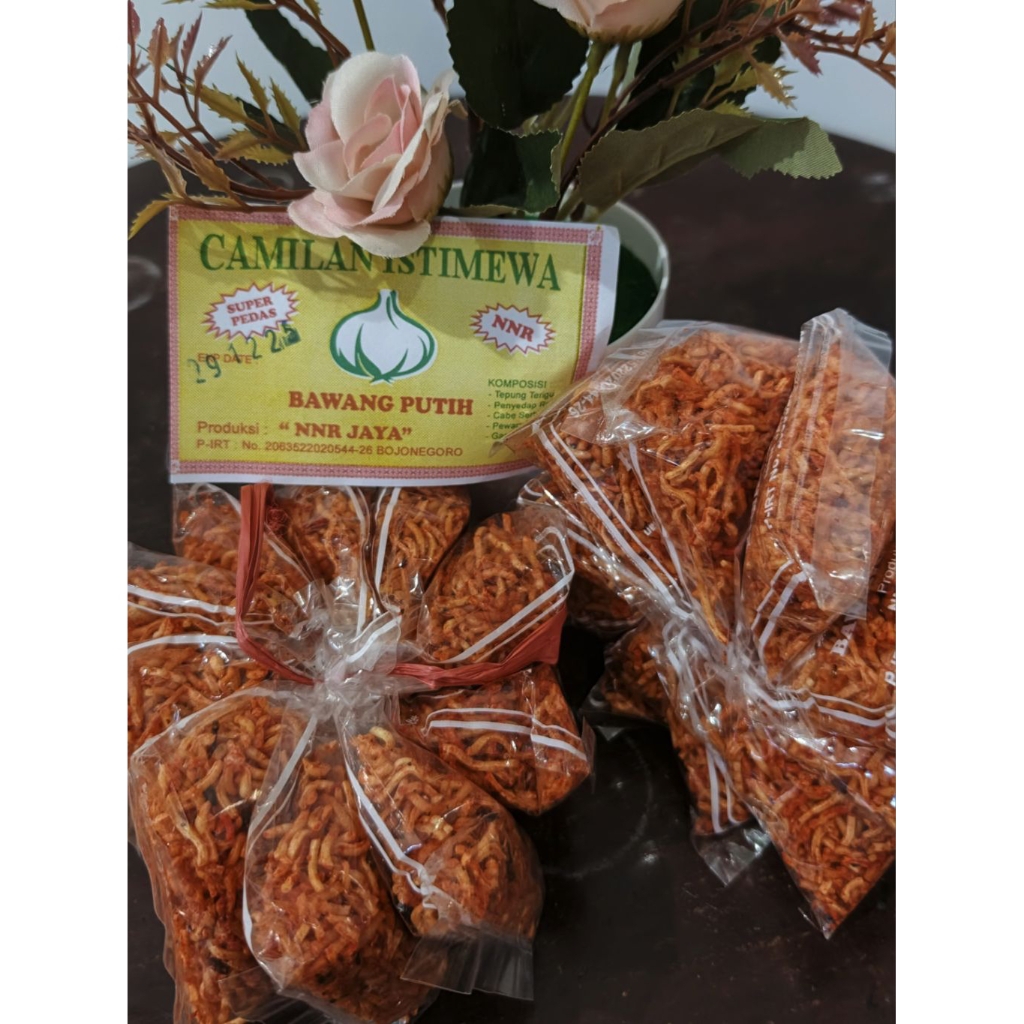 

mie bawang pedas isi 10pcs