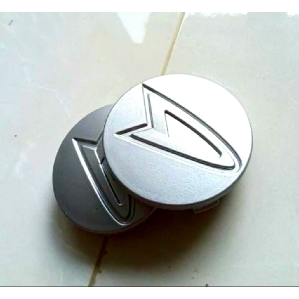 Tutup pelek  dop roda mobil daihatsu grandmax xenia
