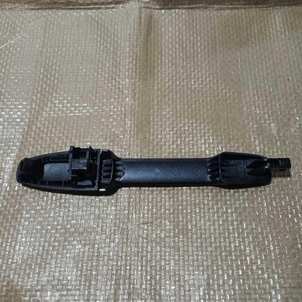 Handle Tarikan Pintu Luar Mobil Honda Brio Mobilio BR-V Original/1pcs bagian depan sebelah kiri