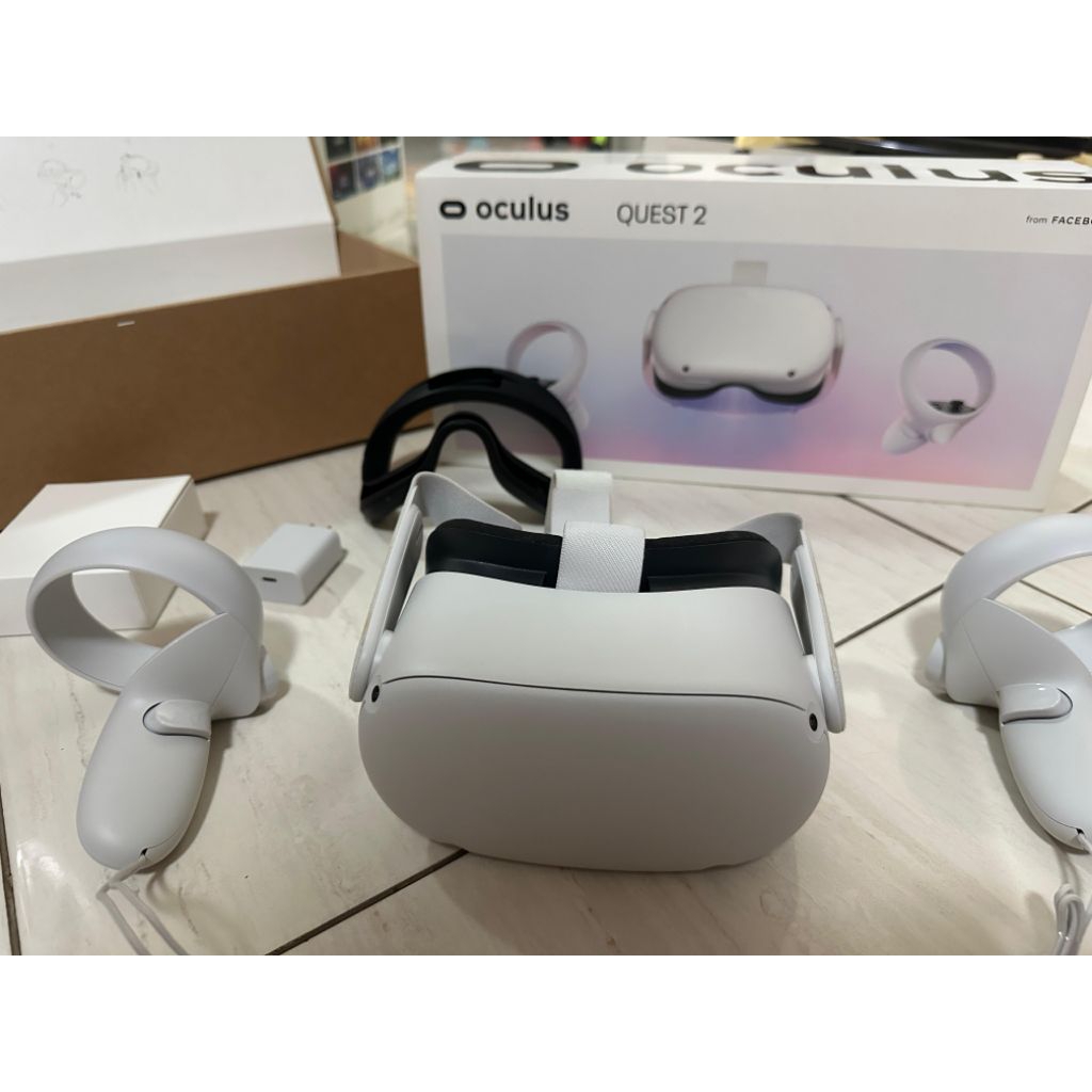 VR OCULUS QUEST 2 ALL IN ONR 256Gb (second)
