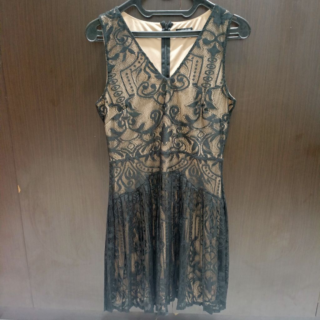 PRELOVED DRESS PARTY ANAK ABG REMAJA - SIMPLICITY BLACK BROUKAT DRESS