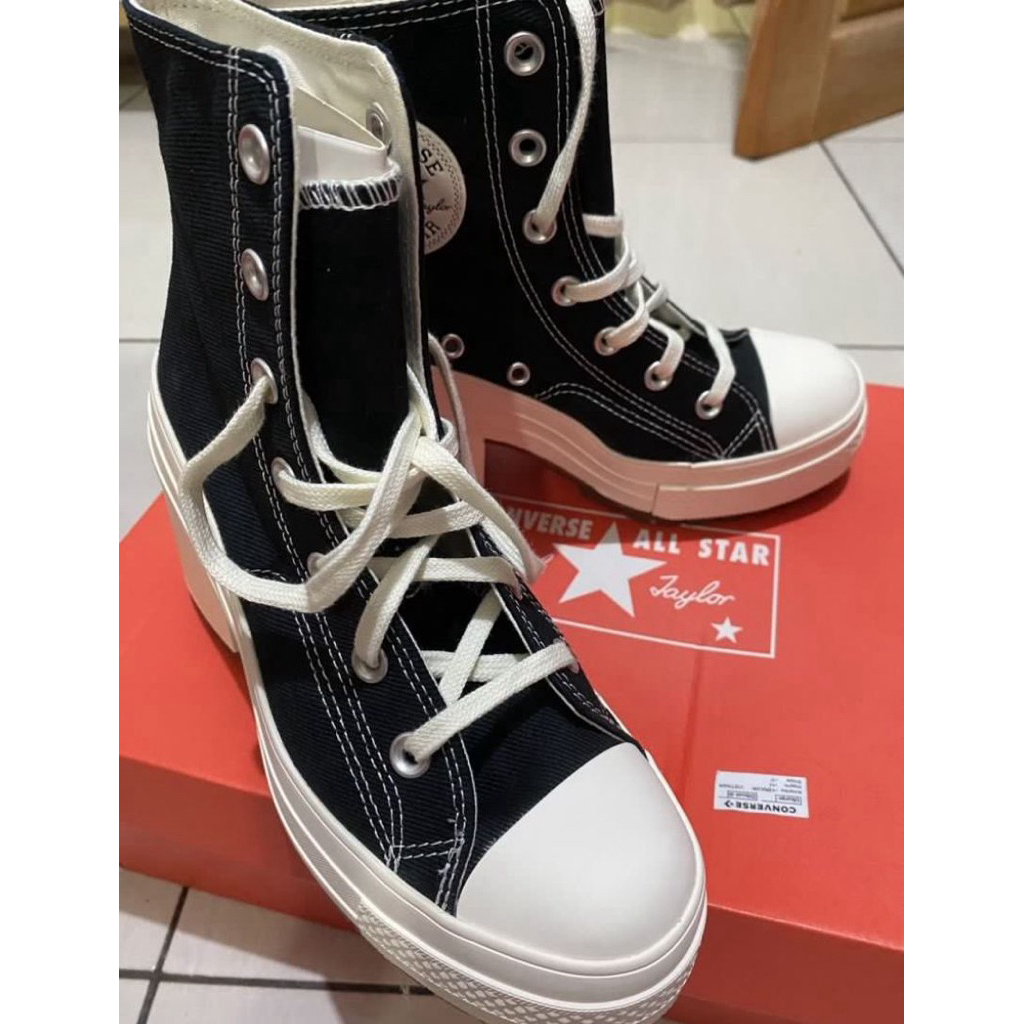 Converse Chuck 70 De Luxe Heel Sneakers - Black