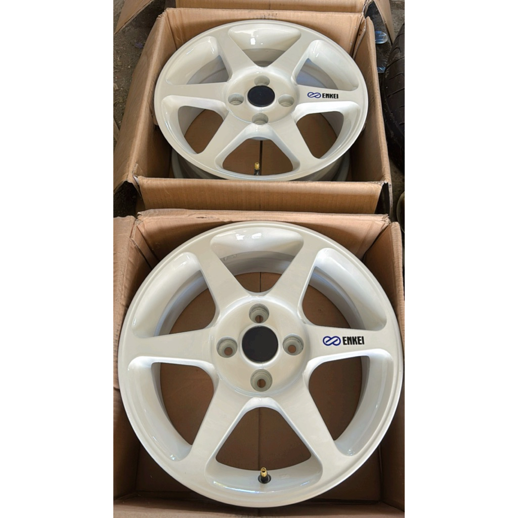 sudah Sold velg Racing R15,lebar 6.5 ET35 PCD 100 lobang 4, buat jazz,yaris,Swift ,brio, sedan dan C