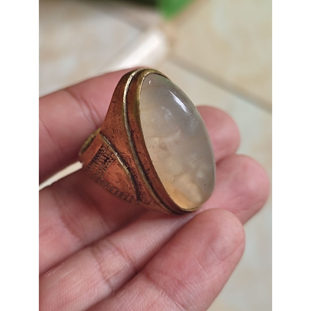 Batu Pandan Kuno Lawasan Ring Kuningan