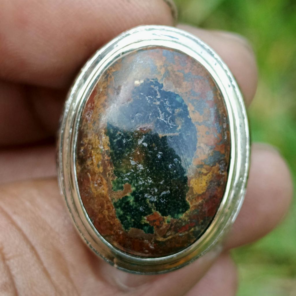 Batu Pirus Persia Hijau Tua Lawas Urat Emas Kontras Unik Melingkar Dim-23 Ring Alpaka