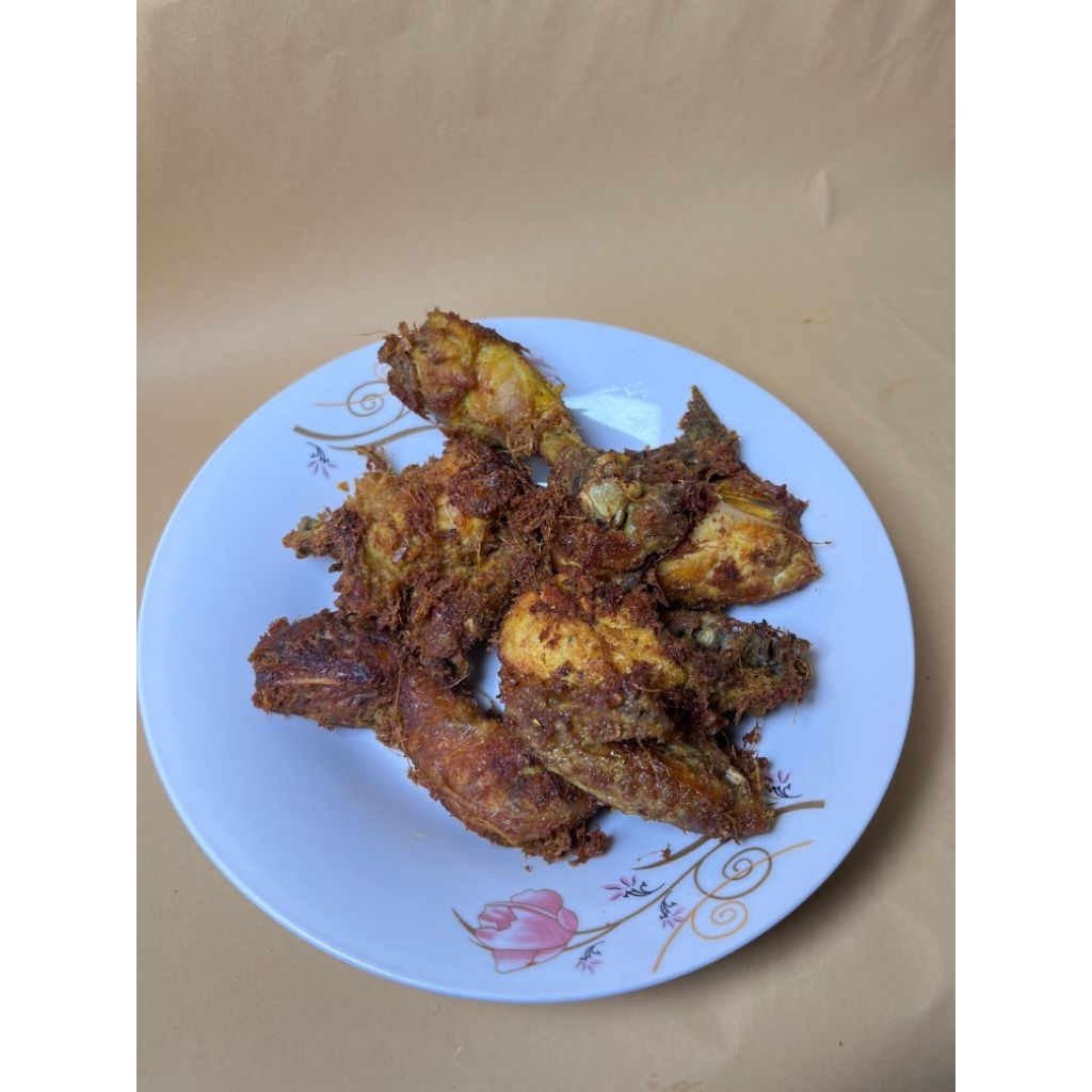 

Mimi Food Ayam Serundeng ungkep Free sambal ijo 100ml
