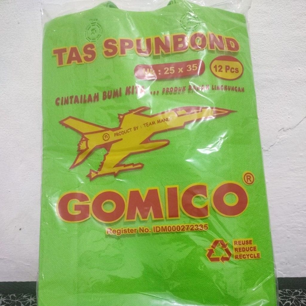 

SOUVENIR TAS SPOUNBOND GOMICO 25 X 35