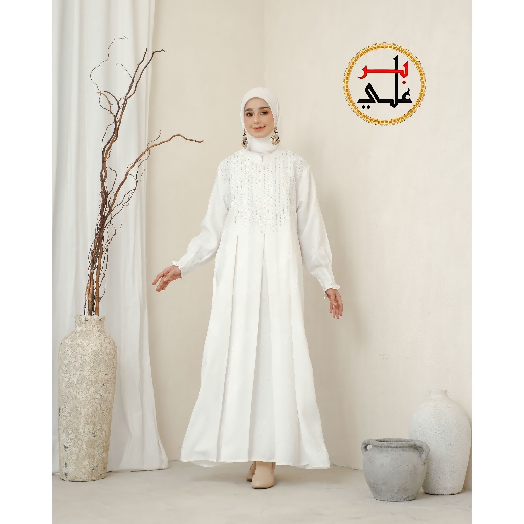 BIIR ALI Collection Abaya Putih Bw Motif Timbul Manik Mewah Bahan Import Khas Saudi Arabia Eksklusif