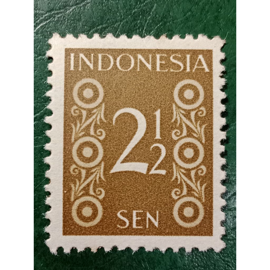 

Prangko Indonesia 2½ Sen Angka Smelt Tahun 1949 UN USED