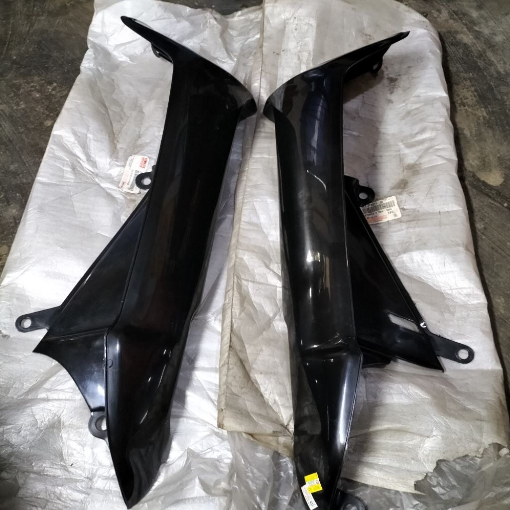 legshield sayap luar force one legshield yamaha fiz force original