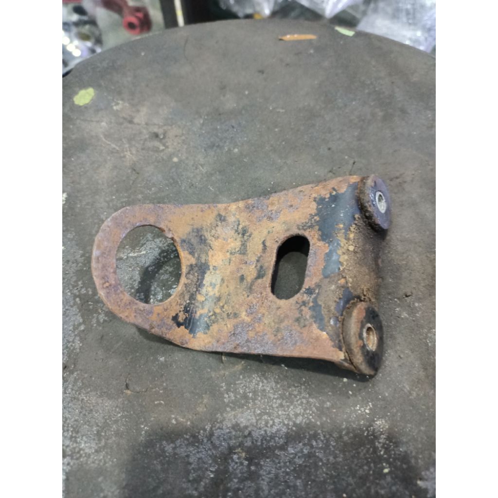 Dudukan kunci kontak Honda CG 100 CB 100 Original