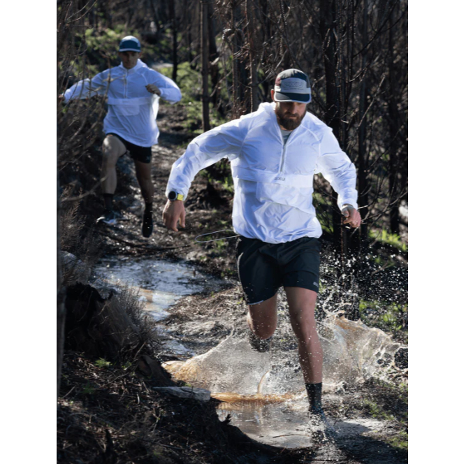 JAKET LARI 2XU XL AERO ANORAK TRAIL RUNNING HIKING JACKET White/Silver Reflective MR6936A ORIGINAL B